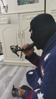 图片[4]_【巴莉绳艺导师】脏鞋子人体擦鞋器【完整版】 bf10924_HD绳艺资源