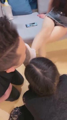 图片[3]_【丹祖宗】情侣奴跪在小白鞋面前犯贱【双视角版】 bf10989_HD绳艺资源