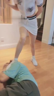 图片[8]_【高难度挑战美学】提狗档/碾压狗爪/棉袜喂食 bf10967_HD绳艺资源