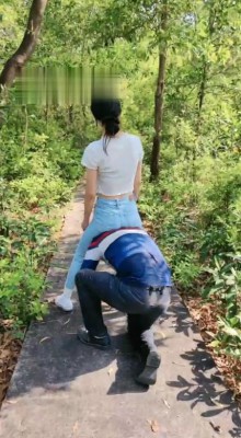 【高难度挑战美学】午后上山遛狗/踢踹/骑狗脖子下山 bf11006_HD绳艺资源