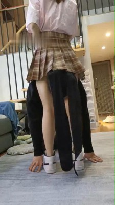 图片[6]_【丫丫啊】全体重踩踏/脚深喉 bf11003_HD绳艺资源