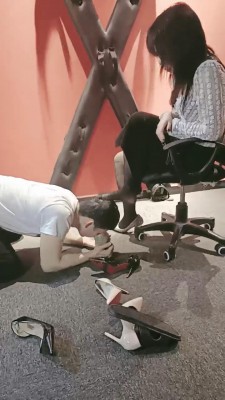 图片[6]_【稚S】耳光挑战偷鞋贼【双视角版】 bf11075_HD绳艺资源