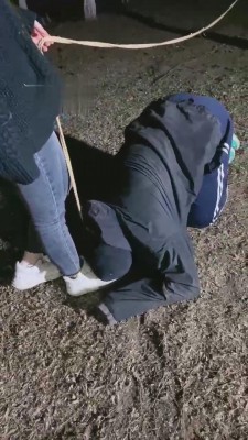 图片[9]_【领主老大】酒吧陪酒女虐待路人 bf11044_HD绳艺资源