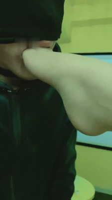 图片[4]_【风吟女神】私人影院让老板舔臭脚丫 bf11140_HD绳艺资源