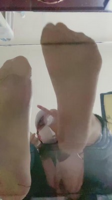 图片[6]_【小劳拉】居高临下第一视角踩踏 bf11182_HD绳艺资源