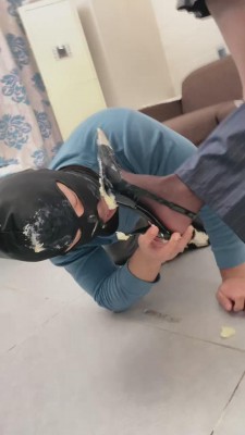 图片[8]_【二宝】教素人学生S踩食物喂食/强迫吃袜子 bf11222_HD绳艺资源