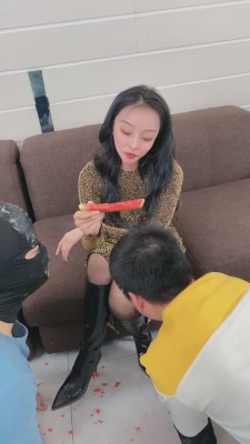 图片[15]_【二宝】教素人学生S踩食物喂食/强迫吃袜子 bf11222_HD绳艺资源