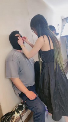 图片[4]_【领主老大】奴下奴专场-强迫吃女奴袜子/暴揍 bf11244_HD绳艺资源