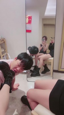 图片[3]_【希希子】情侣奴来姐姐脚下舔鞋 bf11315_HD绳艺资源