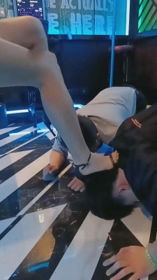 图片[8]_【莫妮卡】陪酒小妹KTV暴揍双M【双视角版】 bf11360_HD绳艺资源