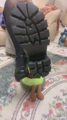 图片[6]_【颜颜艾斯s】JK小皮鞋踩下贱狗 bf11400_HD绳艺资源