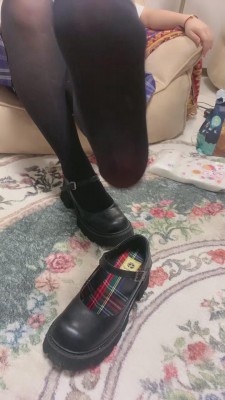 图片[10]_【颜颜艾斯s】JK小皮鞋踩下贱狗 bf11400_HD绳艺资源