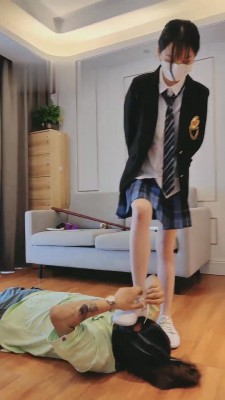 图片[5]_【高难度挑战美学】JK学姐固定狗奴廷杖之刑 bf11437_HD绳艺资源