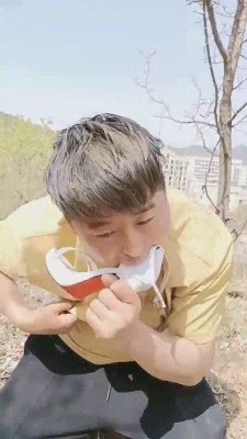 图片[4]_【琪琪】户外舔肉丝臭脚【双视角】 bf11433_HD绳艺资源