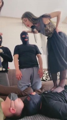 图片[6]_【领主老大】拉拉专场-群魔乱舞呕吐物/踩踏 bf11449_HD绳艺资源