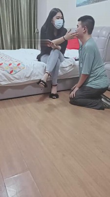 【重庆男神】素人小姐姐训练/踩踏专场 bf11497_HD绳艺资源