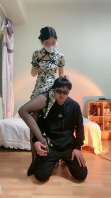 图片[2]_【罗宾】旗袍装臭袜叫小狗起床日常伺候/骑马/踩踏/提档 bf11548_HD绳艺资源