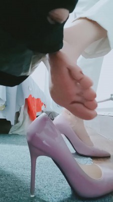 图片[7]_【bibi团】小白鞋+高跟踩脚垫 bf11538_HD绳艺资源