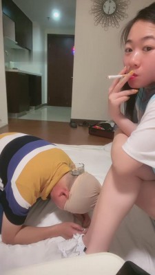 图片[2]_【雅儿】小白鞋脏臭棉袜羞辱蹂躏狗 bf11547_HD绳艺资源