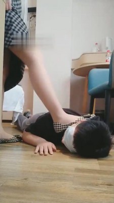 图片[5]_【梵高】开发金融姐姐舔丝足全过程【完整版】 bf11572_HD绳艺资源