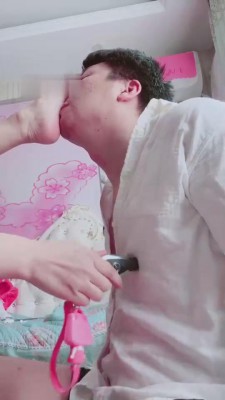 【兔粉粉】车钥匙虐乳转胯踩肚子 bf11575_HD绳艺资源