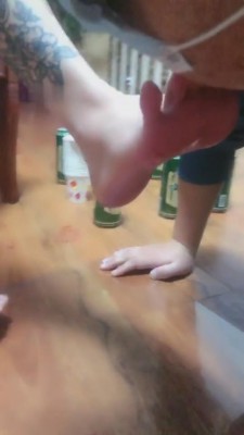 图片[4]_【逗逗】俯视沉浸式咀嚼/脚喂食/脚深喉插吐 bf9726_HD绳艺资源