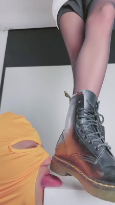 图片[10]_【美离子】超近距离-各种脏鞋踩狗舌头 bf9729_HD绳艺资源