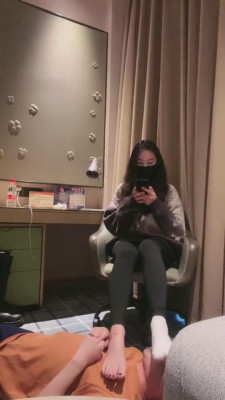 图片[2]_【强抚】大学生S脚下的贱狗 bf9778_HD绳艺资源