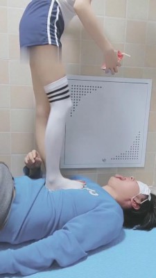 图片[5]_【柒蝶大人】过膝袜高难度挑战跳踩舔脚 bf9849_HD绳艺资源