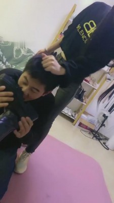 图片[6]_【悦女皇】三主虐狗-耳光/辱骂/踢踹/舔鞋 bf9838_HD绳艺资源