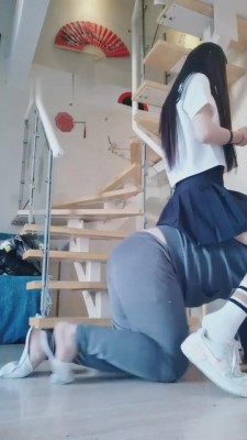 图片[9]_【猫神大人】JK学生主白袜踩踏艺术闻臭鞋 bf9833_HD绳艺资源