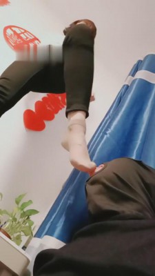 图片[5]_【bibi团】酸臭丝袜脚是狗狗的最爱 bf9891_HD绳艺资源