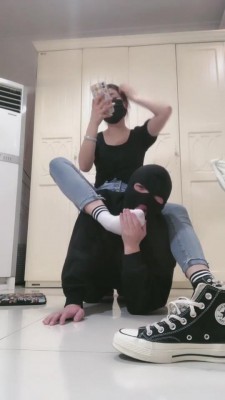 图片[7]_【linda】紧身牛仔棉袜系列羞辱【续集】 bf9862_HD绳艺资源