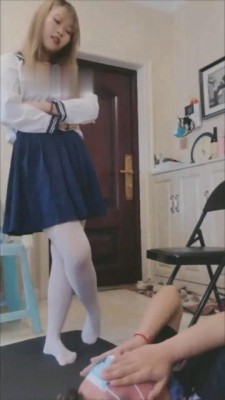 图片[3]_【小怡】萝莉学生双S抽狗脸脚耳光 bf9940_HD绳艺资源