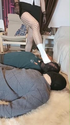 图片[6]_【飞扬绳艺导师】白棉袜踩踏双狗 bf9976_HD绳艺资源