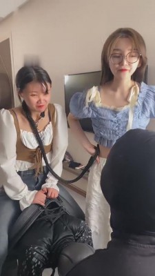 图片[12]_【领主老大】女奴骑马中全体重深喉双狗/直接圣水不许咽 bf8039_HD绳艺资源