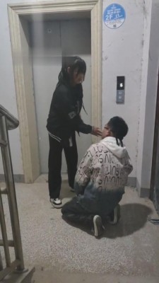 【最抗揍M】开发素人精神小妹虐打我 bf8044_HD绳艺资源