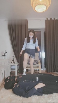 图片[8]_【飞扬绳艺导师】帆布鞋白棉袜肉丝踩踏专场 bf8040_HD绳艺资源