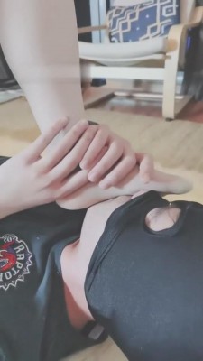 图片[7]_【巴莉绳艺导师】闻丝袜脚踩狗脖子 bf8030_HD绳艺资源