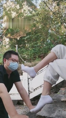 图片[3]_【芷晴】爬山后户外原味白袜羞辱狗 bf8077_HD绳艺资源