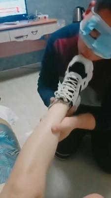 图片[2]_【林夕】来狗受虐就喜欢清理鞋底 bf8225_HD绳艺资源