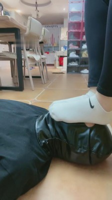 图片[6]_【曦晨S】夜跑棉袜脚羞辱窒息/加官窒息 bf8222_HD绳艺资源