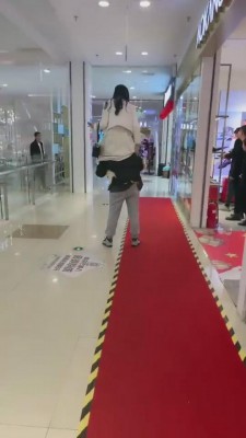 图片[2]_【时安S】商场公开骑脖子骑马母狗 bf8215_HD绳艺资源