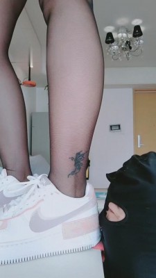 图片[2]_【茶】运动鞋开发狗子舌头 bf8265_HD绳艺资源