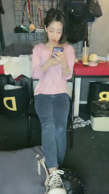 图片[2]_【西柚】学生S帆布鞋白棉袜玩狗【完整版】 bf8244_HD绳艺资源