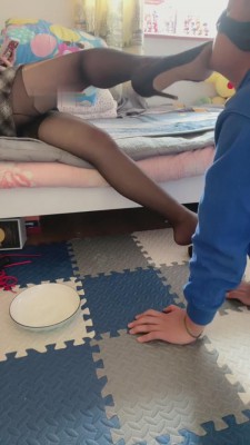 图片[3]_【艾琳】烟灰粘痰酸奶脚膜奖励贱狗 bf8257_HD绳艺资源