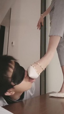 图片[3]_【多多】高跟/运动鞋碾压虐狗舌头 bf8321_HD绳艺资源