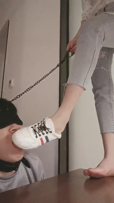 图片[9]_【多多】高跟/运动鞋碾压虐狗舌头 bf8321_HD绳艺资源