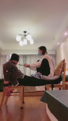 图片[2]_【Q月S】五花大绑袜子塞嘴运动鞋踩踏蹂躏狗 bf8400_HD绳艺资源