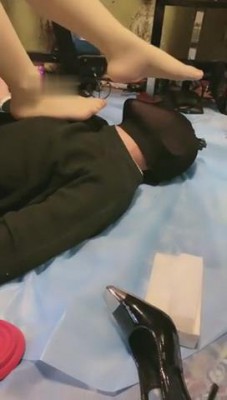 图片[4]_【微微】全体重踩踏专场【双视角版】 bf8401_HD绳艺资源